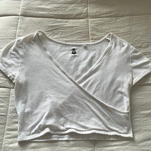 white crop tee